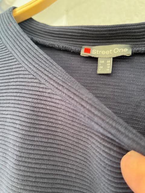Maglioni & Felpe: Pulli Street one, Gr. 44, marineblau – Usato da Winterthur venduto da amozart 1
