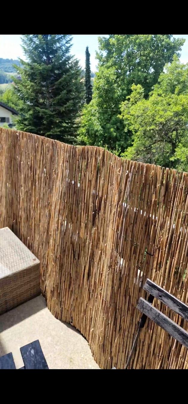 Paraventi: Sichtschutzmatte Schilf Rolle c.a 7Meter lang – Usato da Beinwil am See venduto da amanda12345 1