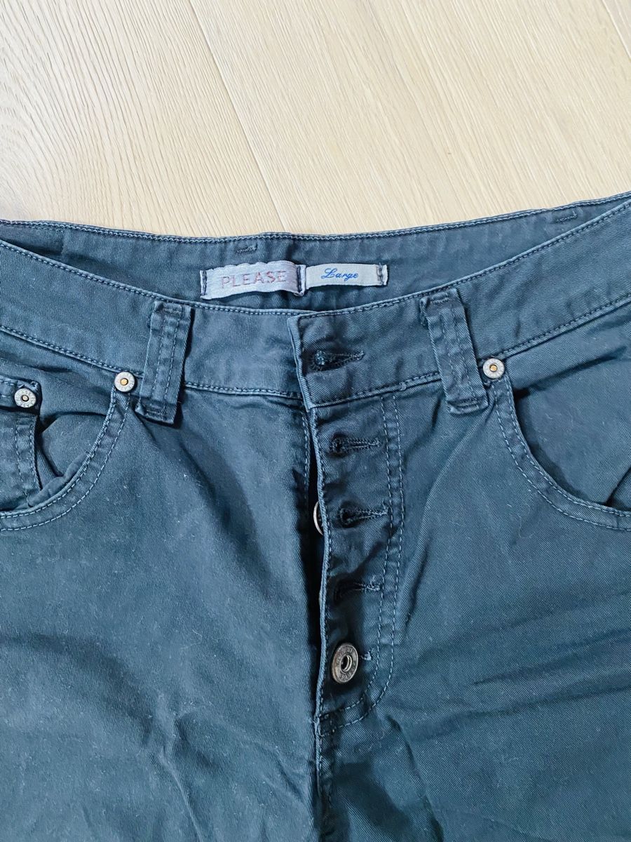 Please Jeans Pantaloni: Shorts PLEASE – Usato da Winterthur venduto da Jacca 1