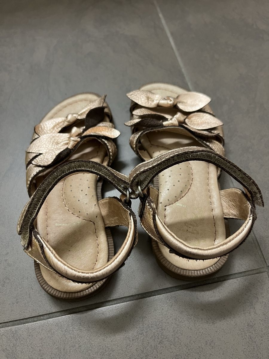 Scarpe per ragazze: Clic ! Ledersandalen neuwertig 29 – Nuovo (secondo la descrizione) da Zürich venduto da Gabi_78 2