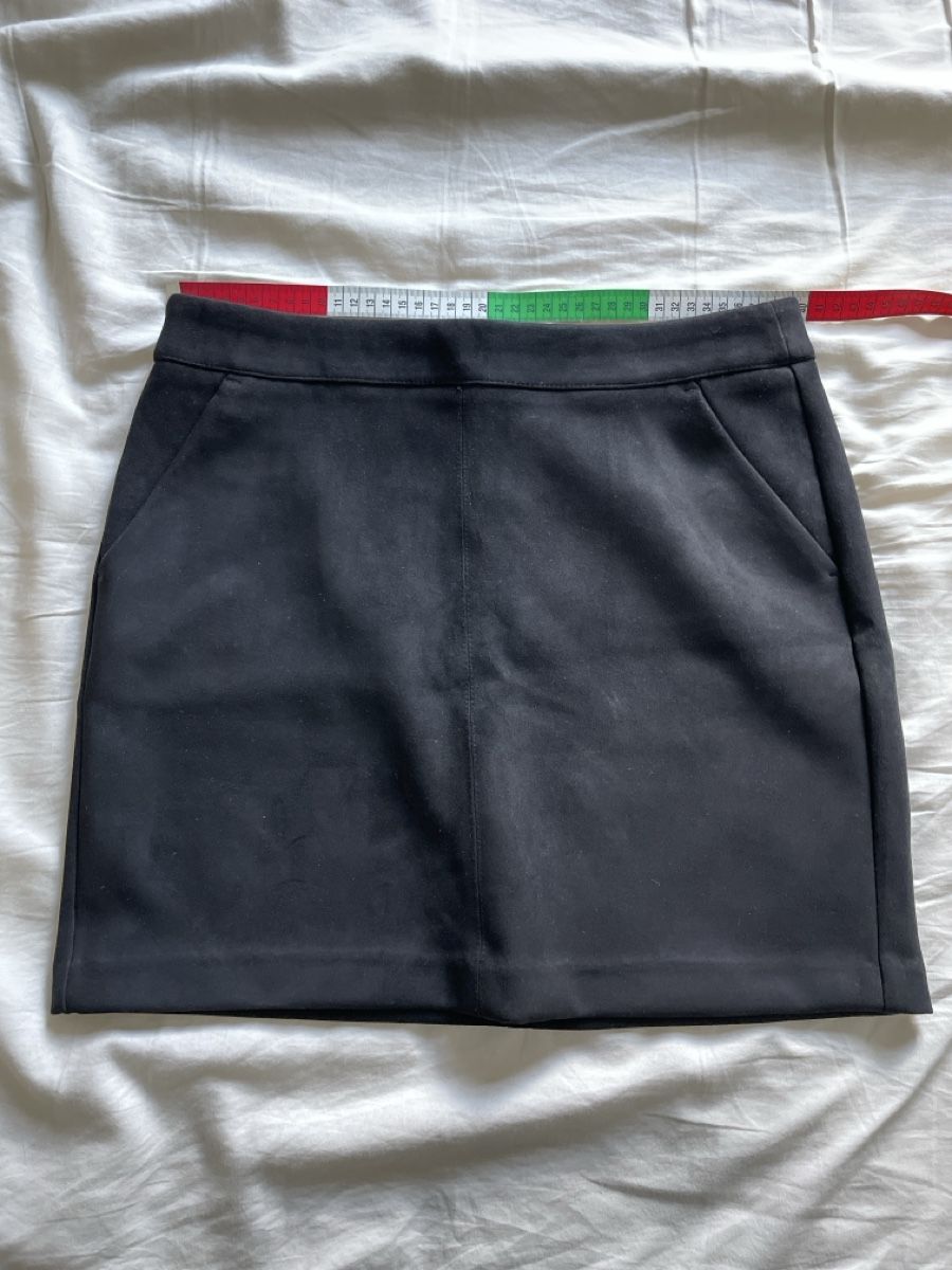 Vero Moda Gonne: Schwarzer Rock Gr. M – Usato da Bern venduto da Corinn_na