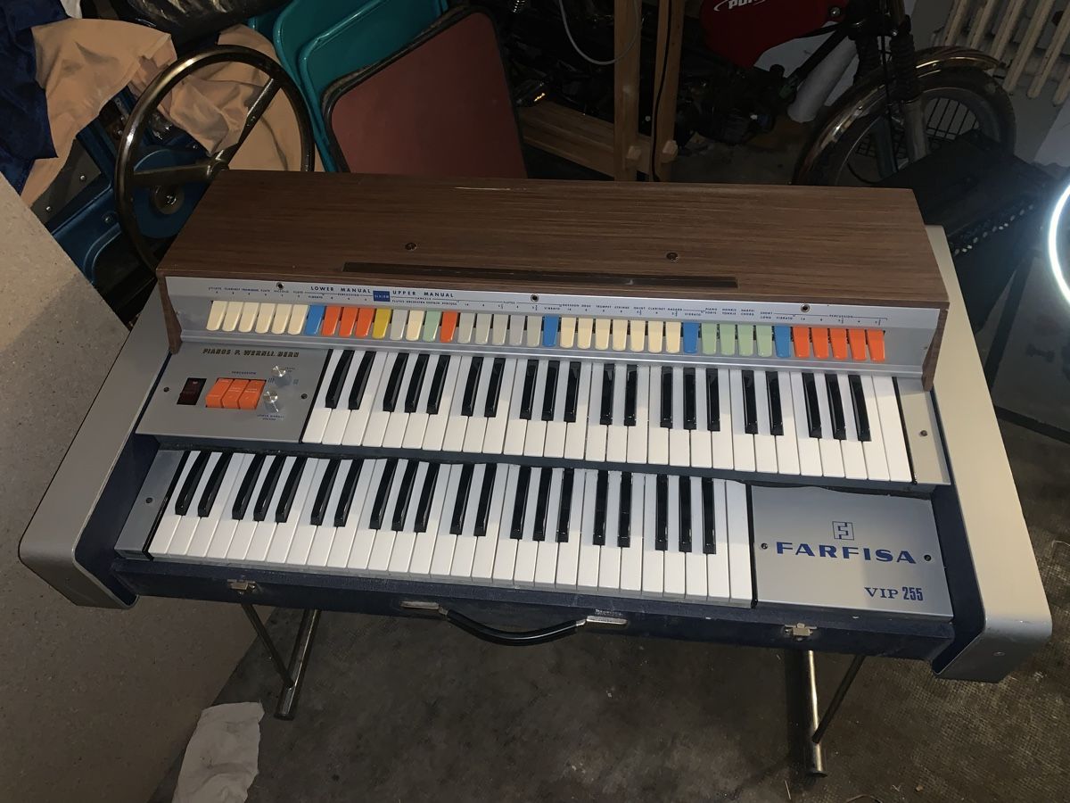 Strumenti musicali: Farfisa - VIP-255 70er Transistororgel – Difettoso da Biel/Bienne venduto da noe_k767