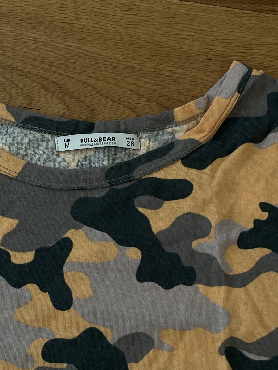 Pull&Bear T-shirt: Camouflage T-Shirt Pull&Bear – Usato da Weinfelden venduto da aline.brc 1