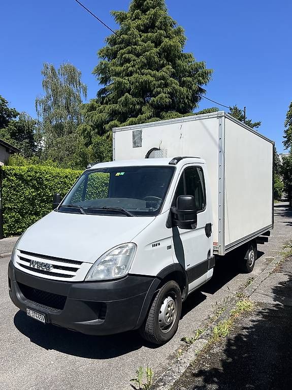 Iveco Nutzfahrzeuge: Iveco 35s18 Daily frigo – Gebraucht aus Genève von gui_57wy