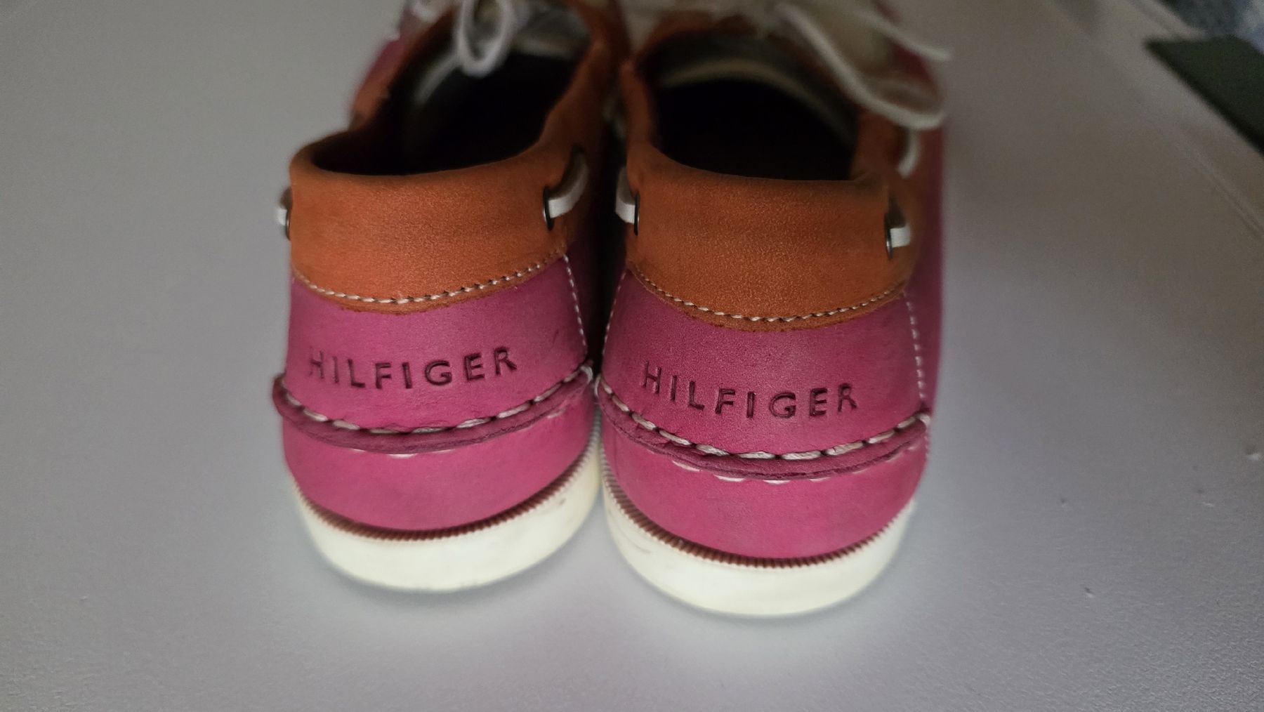 Tommy Hilfiger Scarpe da uomo: Tommy Hilfiger Loafers Gr.42 – Usato da Seewis Dorf venduto da kai_zg5c 1