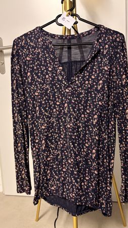 Bluse mit Blumenmuster, Gr. M, perfekt für den Frühling/Somm