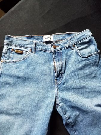 Wrangler Texas Jeans blau Grösse W33 L32 guter Zustand