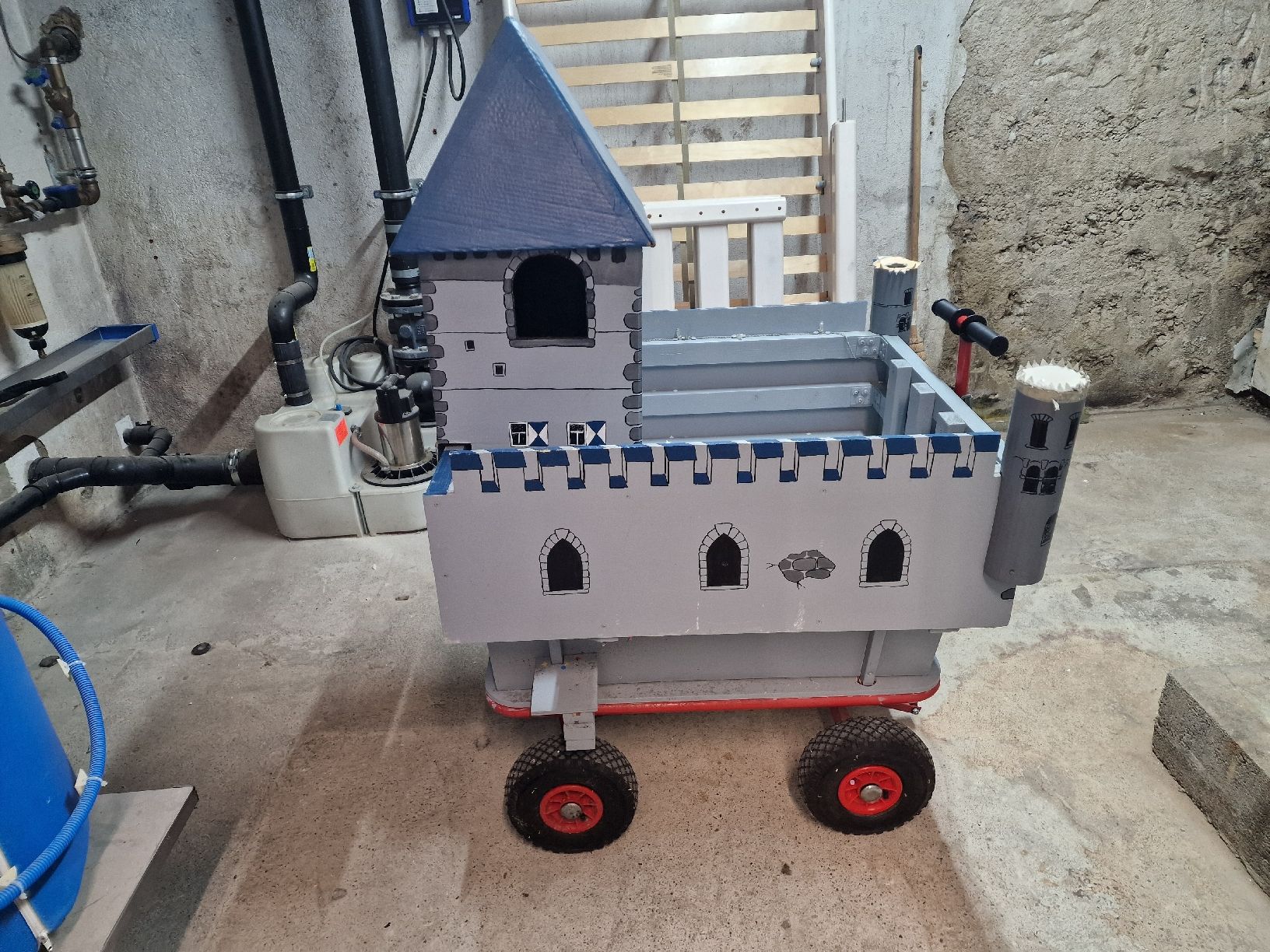 Poussette: Fasnachts Pollerwagen – D'occasion à Alberswil par R21Turbo 4