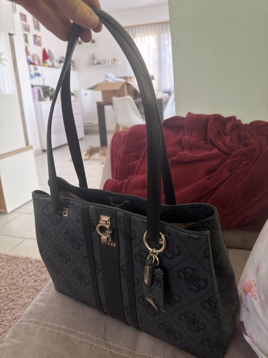 Guess Borse da donna: Original Guess Tasche – Nuovo (secondo la descrizione) da Waltenschwil venduto da dengel3