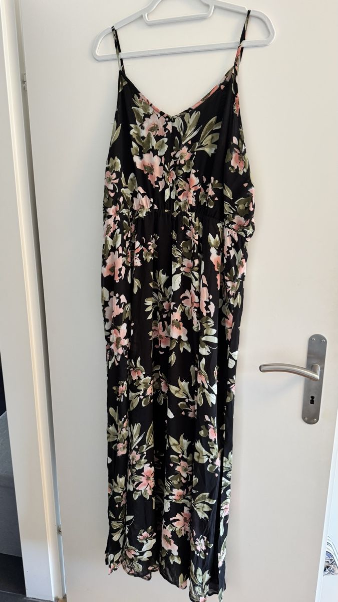 Vestiti: Kleid mit Blumenprint – Usato da Gattikon venduto da saxo16