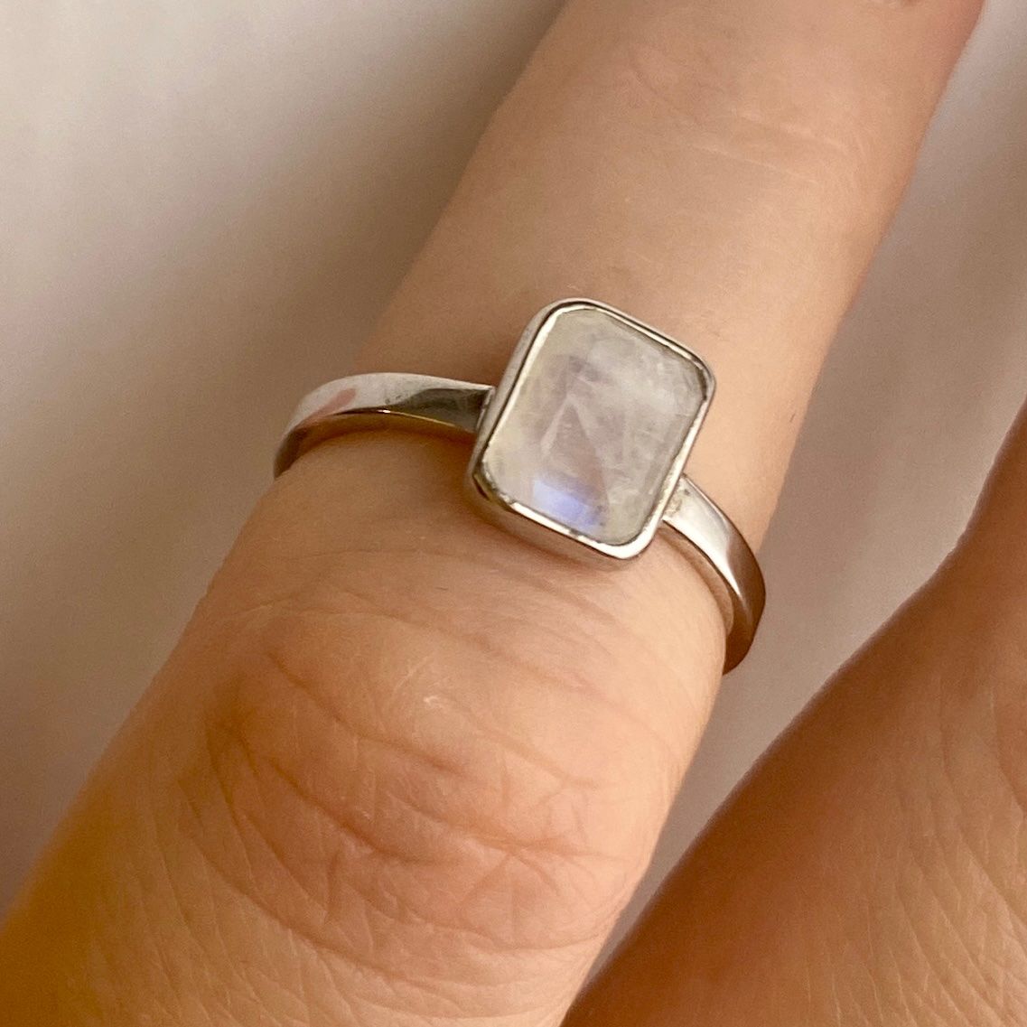 Anelli: Ring Mondstein rechteckig eckig Baguette 925 Silber 49 – Nuovo (secondo la descrizione) da Zürich venduto da goldfisch.schmuck 2