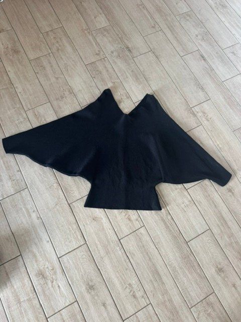 Zara Maglioni & Felpe: pullover mega elegant schwarz gr s zara – Nuovo (secondo la descrizione) da Opfikon venduto da onlineschweiz