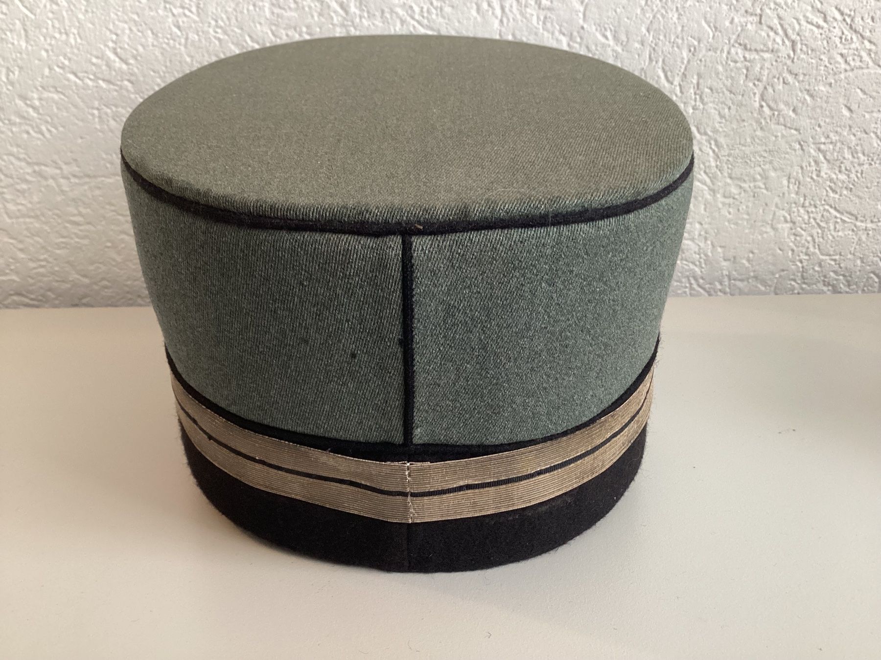 Schweizer Armee Uniformi: Casquette officier 1926 – Usato da Vouvry venduto da marius09 2