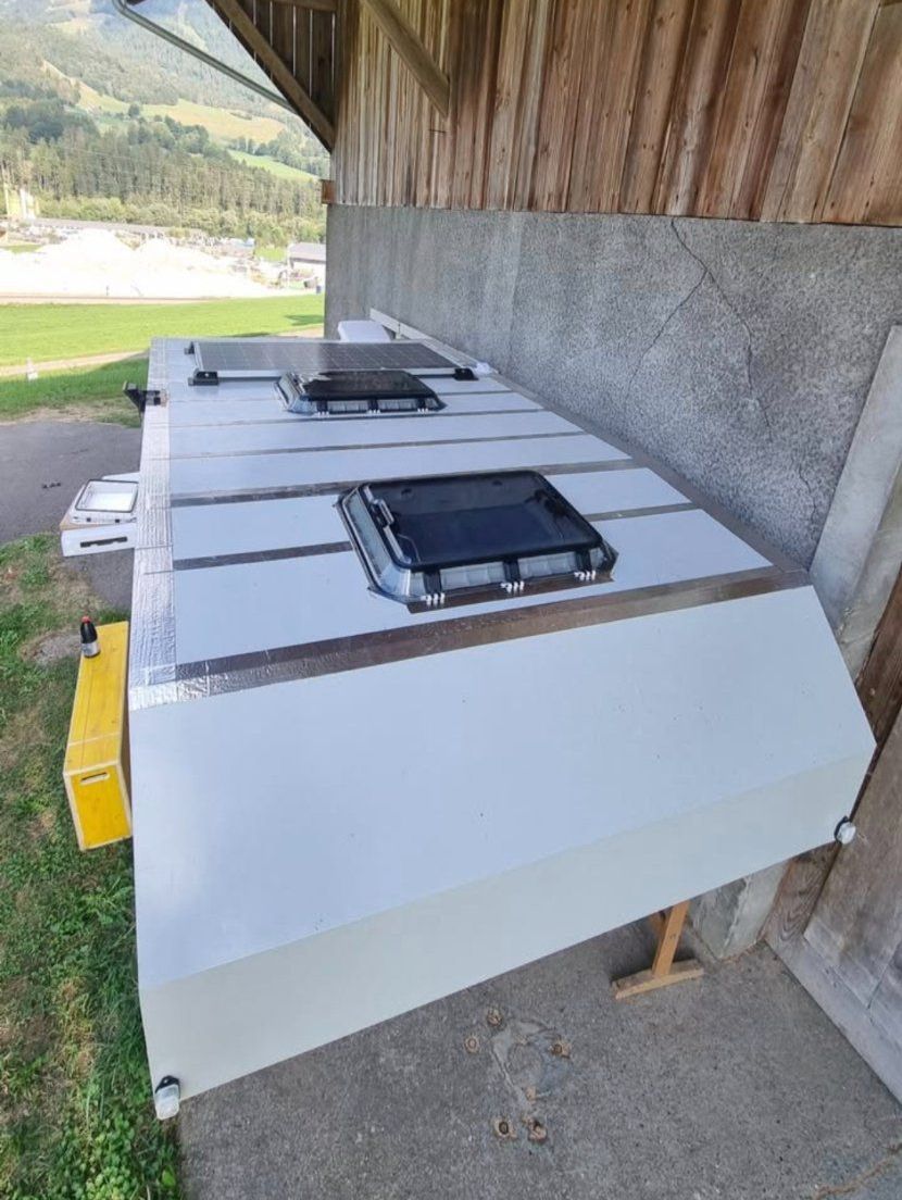 Nissan Veicoli da campeggio: Nissan Navara D40 DC Automatic + Cellule Camping – Usato da Rueyres-Treyfayes venduto da EmileP8992 6