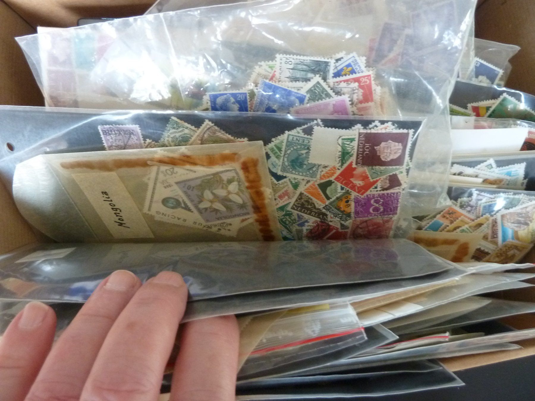 Alle Briefmarken: Lot Ausland (899) – Gebraucht aus Onex von BANGON80 3