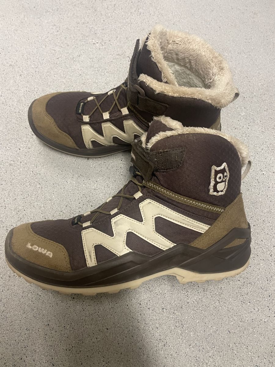 Lowa Scarpe per ragazzi: Lowa Winterschuhe – Usato da Walchwil venduto da Pirib82 1