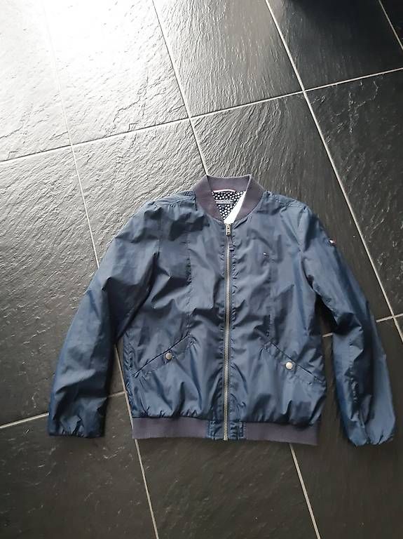Giacche: piumini  e giacca primaverile Tommy Hilfiger per bambina  – Usato da Basel venduto da aly_vxt9 1