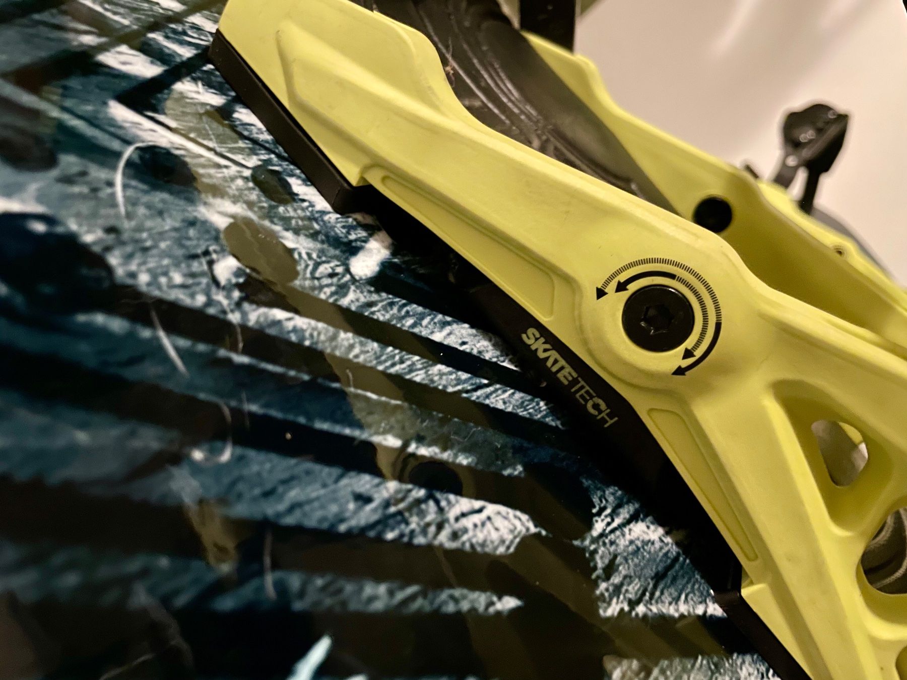 Lib Tech Board: Lib Tech Legitimizer Snowboard 147 mit Now Brigade Bindung – Usato da Triesenberg venduto da wintersunfun 7