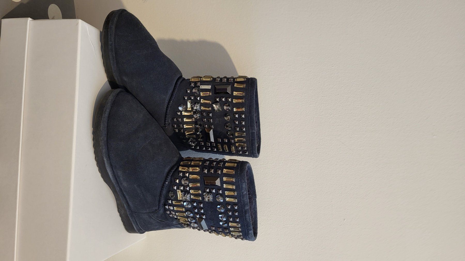 Scarpe da donna: winter flat boots – Usato da Genève venduto da gkh_yx7b 2