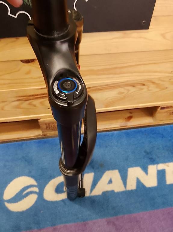 Ersatzteile: Rock Shox Lirik Select + – Gebraucht aus Faido von Manujp 3
