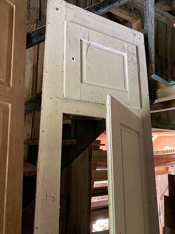 Armoires: Einbau Schrank Antik – D'occasion à Niederweningen par inf_wb6v