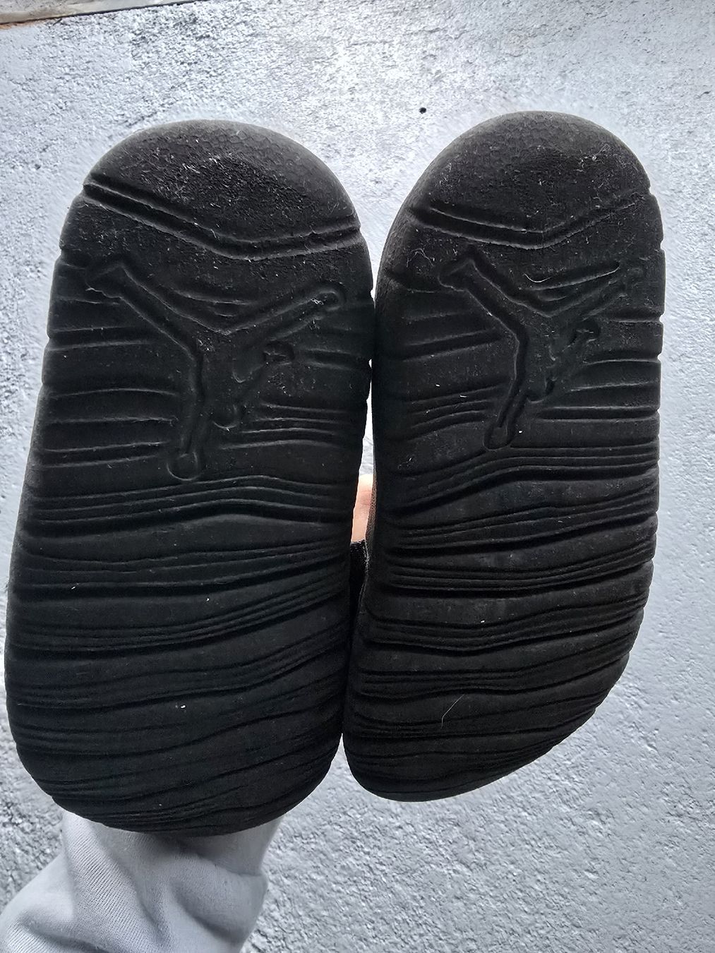Scarpe da uomo: Original Jordan Badeschlappen Schwarz, Gr. 38.5 – Usato da Wittenbach venduto da Tigerlili 2