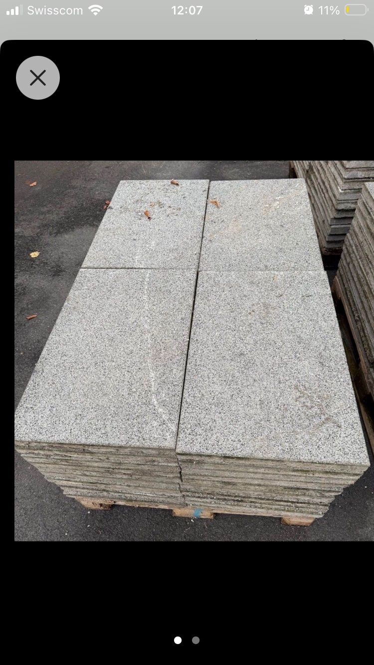 Bodenbeläge: Terrassenplatten hellgrau 40x60 cm gebraucht – Gebraucht aus Rorschacherberg von Reuf5