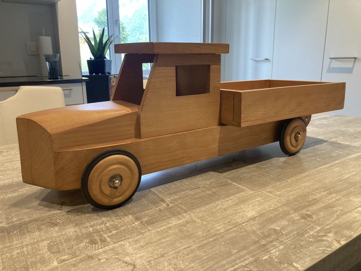 Giocattoli: Holzlastwagen – Usato da Schwändi GL venduto da Blacklife