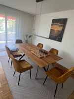 Design  Esstisch aus Echtholz mit 6 Stühlen NP: 2'980.00
