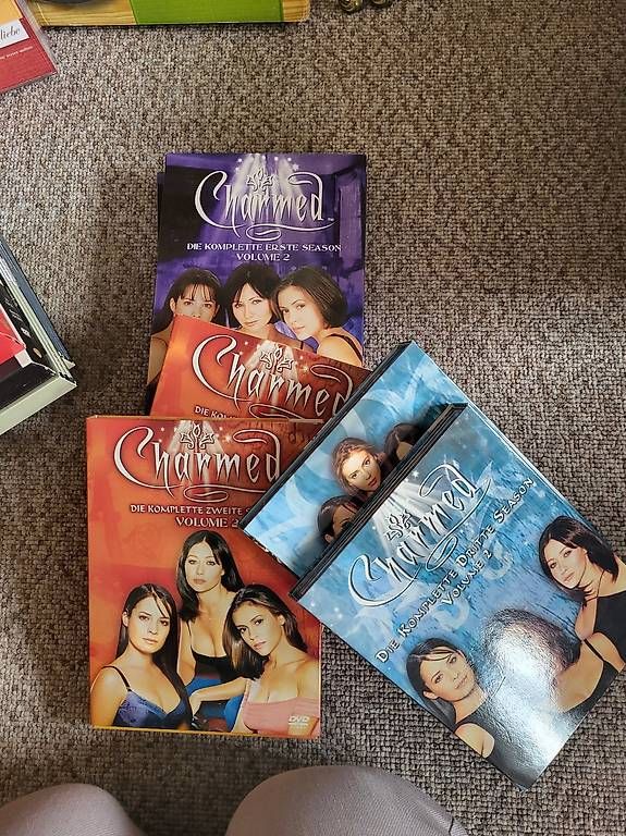 Tutti i DVDs: DVD Charmed-Zauberhafte Hexen – Usato da Wil SG venduto da sus_959d 1