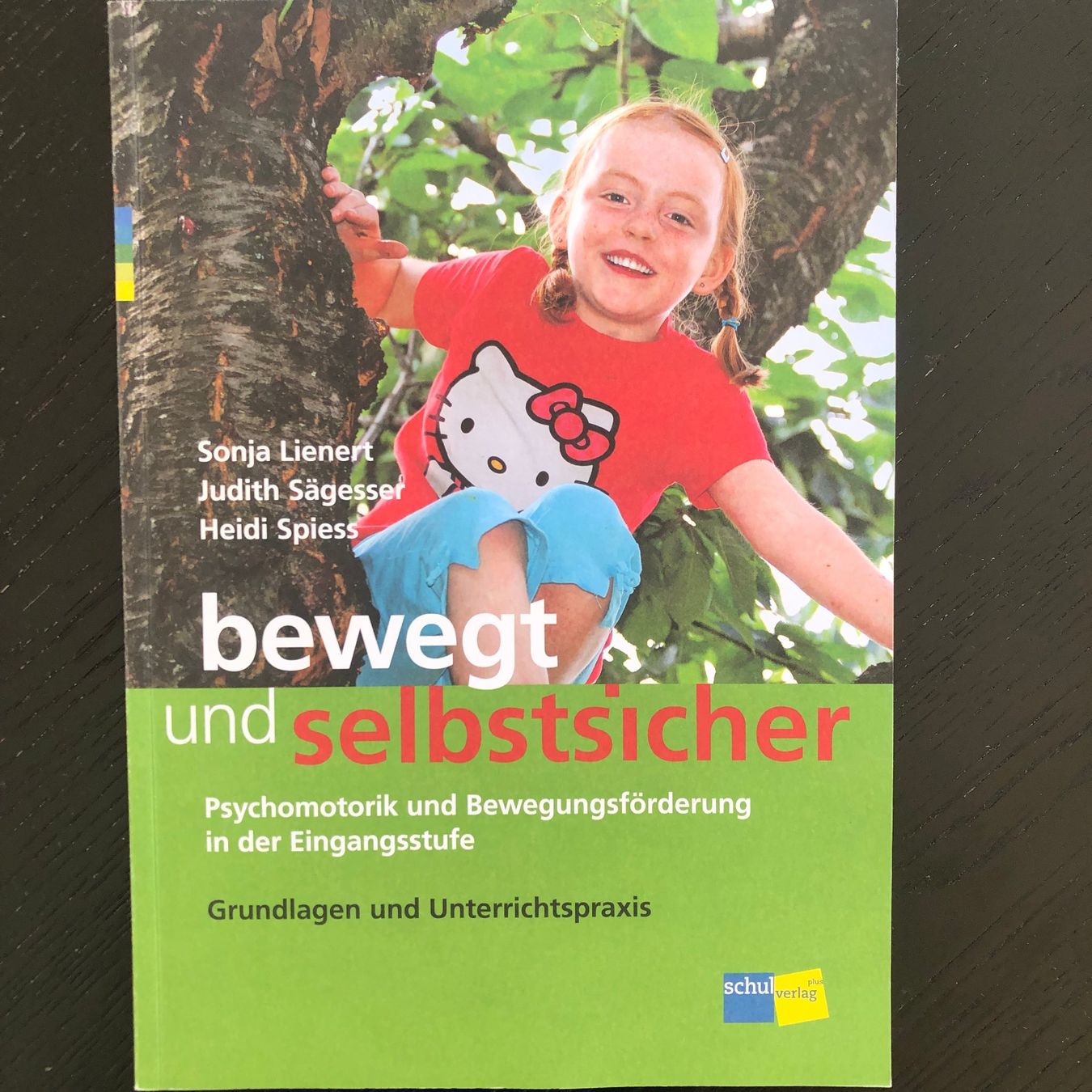 Bücher: bewegt und selbstsicher – Gebraucht aus Zürich von pajgi