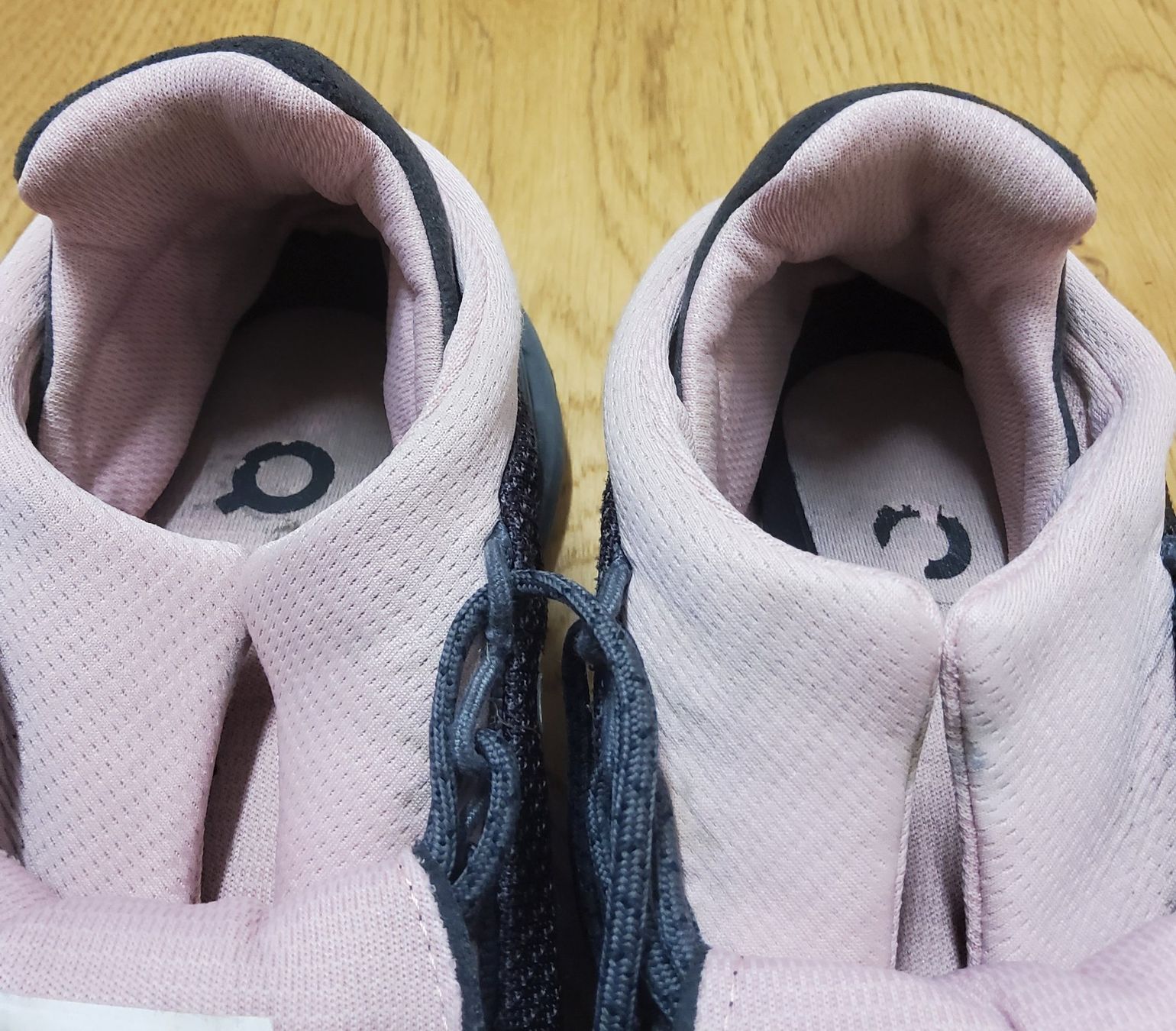 On Chaussures femmes: On Cloud Laufschuhe, Sneaker – D'occasion à Naters par 3904Naters 6