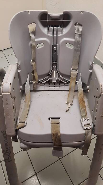 Chaises hautes: Chaisse haute chicco poly progress – D'occasion à Prilly par chi_zl7s 2