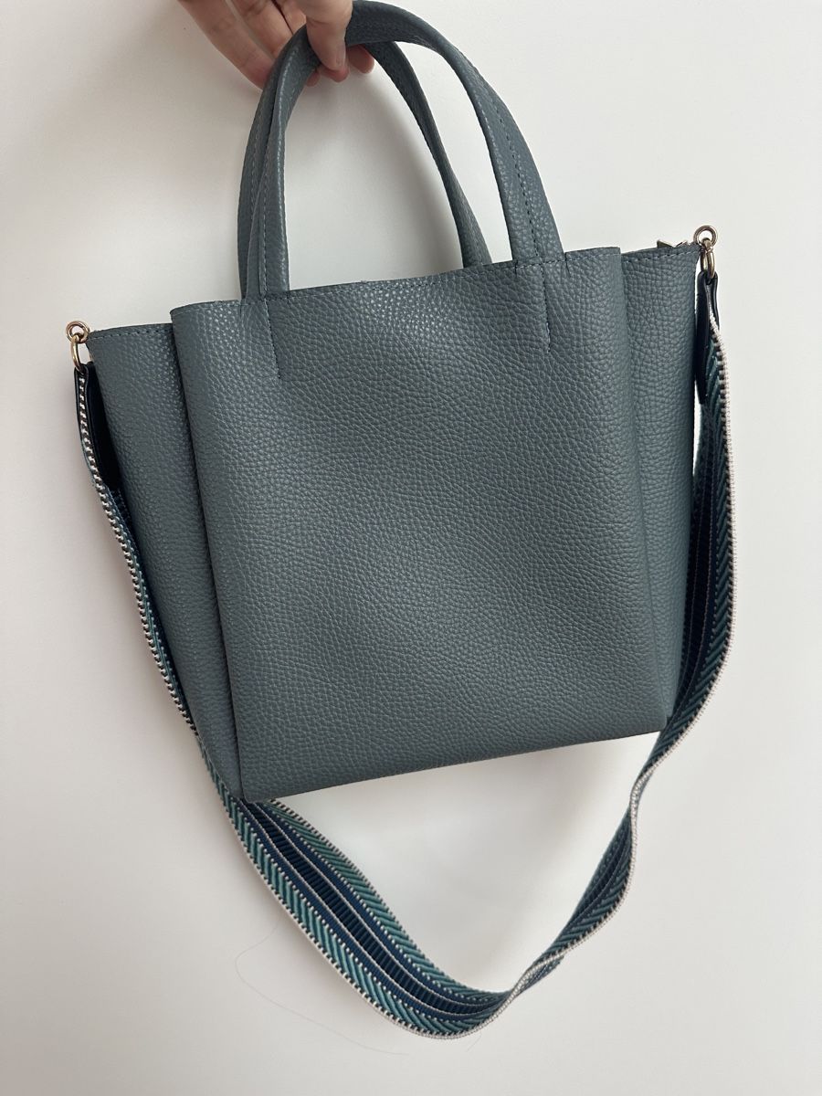 Borse: Blue Handbag with Patterned Strap – Usato da Zürich venduto da Laui91 1