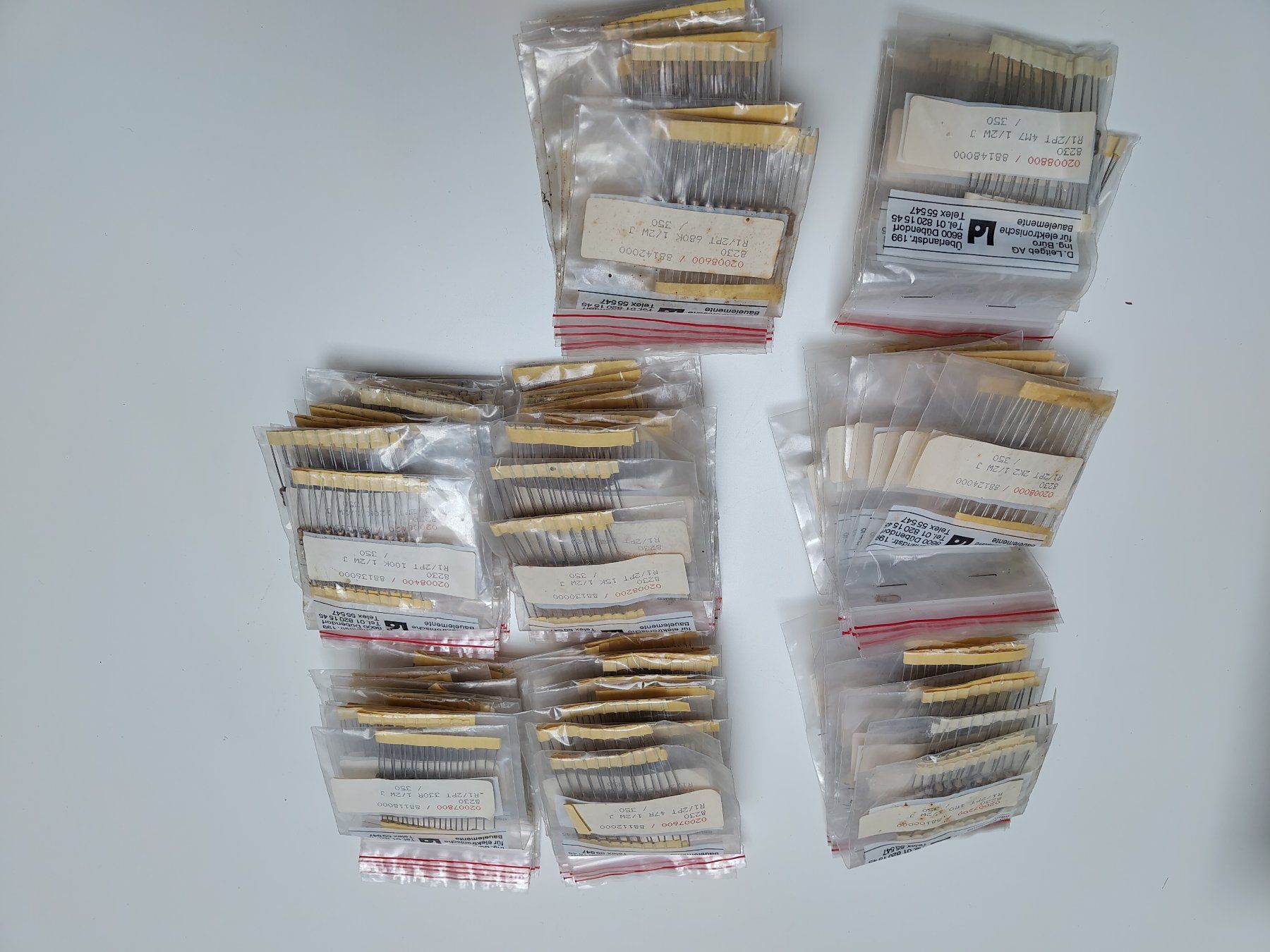 Componenti elettronici: Umfassendes Widerstand-Set 1/2 Watt Kohleschicht – Usato da Basel venduto da daskommtgut 4
