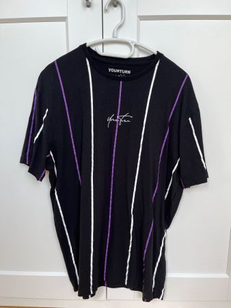 Schwarzes T-Shirt von YOURTURN mit Streifen, Grösse L