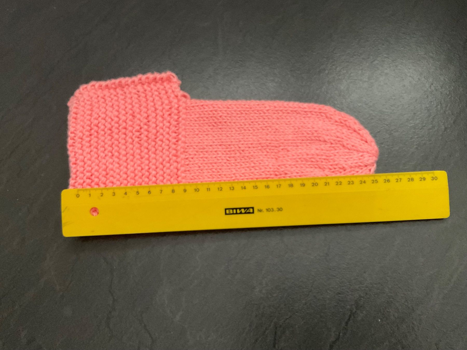 Socken: Handgestrickte  Bettsocken Gr.40/41mit doppelter Wolle gestr – Neu (gemäss Beschreibung) aus Wetzikon ZH von FeeF 1