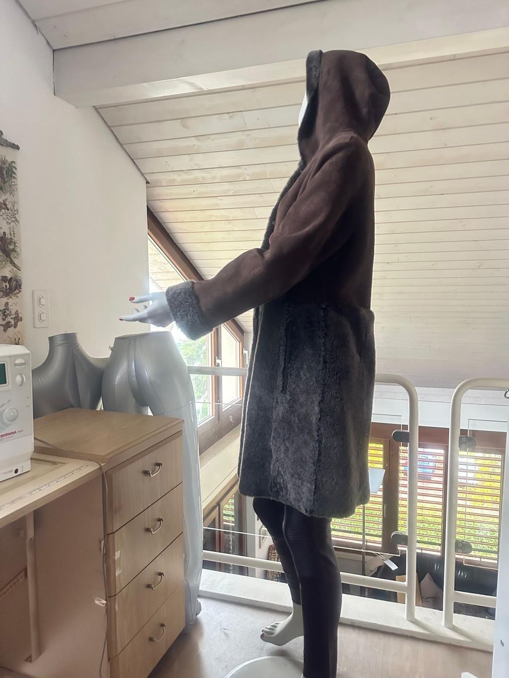 Cappotti: Lammfellmantel von "mabrun" – Usato da Neuhausen venduto da Lechasseur 7