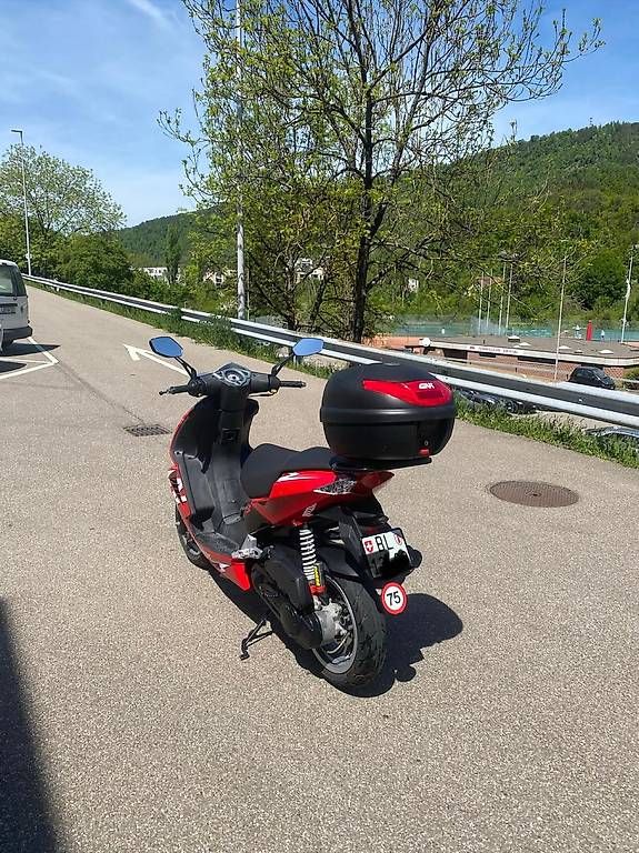 Scooter: Peugeot Speedfight 3 - 50cc Roller – Usato da Füllinsdorf venduto da themaputo 1