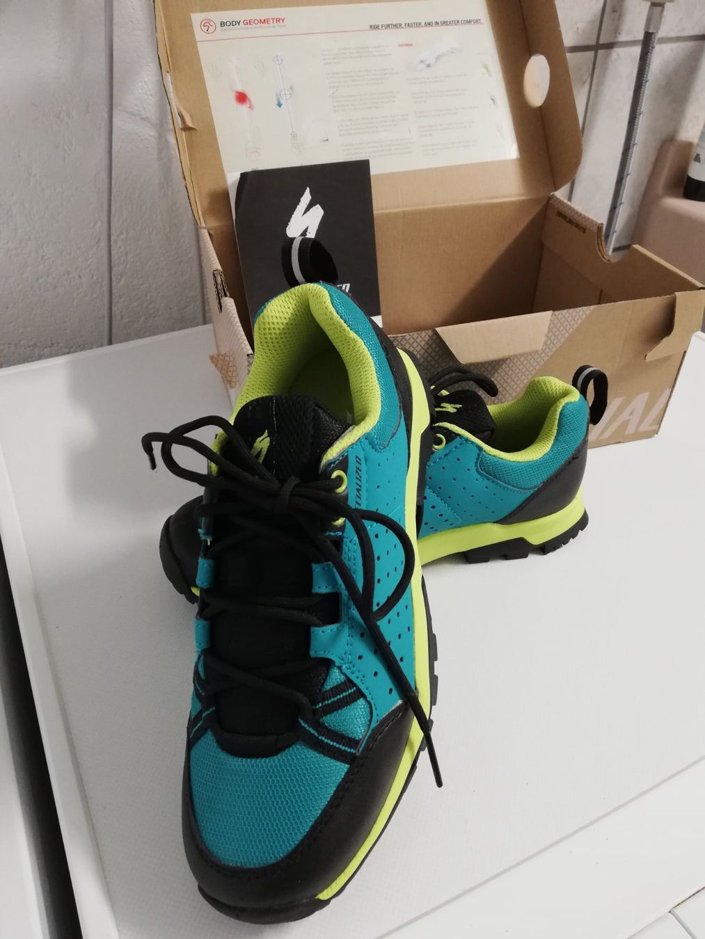 Specialized Scarpe da donna: Veloschuhe Specialized  NEU Gr 37 – Nuovo e nell'imballaggio originale da Untersiggenthal venduto da Marlen59