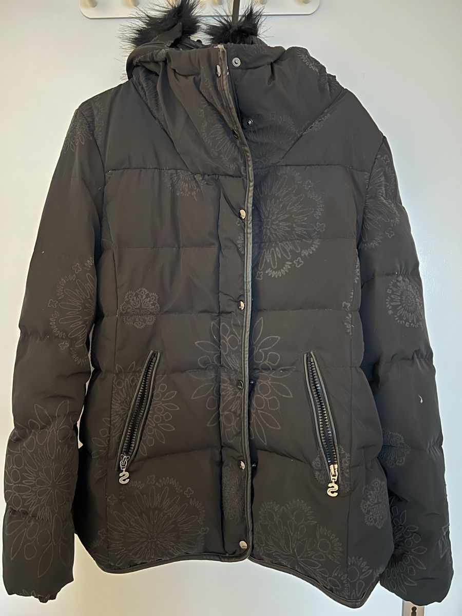 Desigual Giacche: Desigual Daunenjacke – Usato da Au - ZH venduto da sksantos