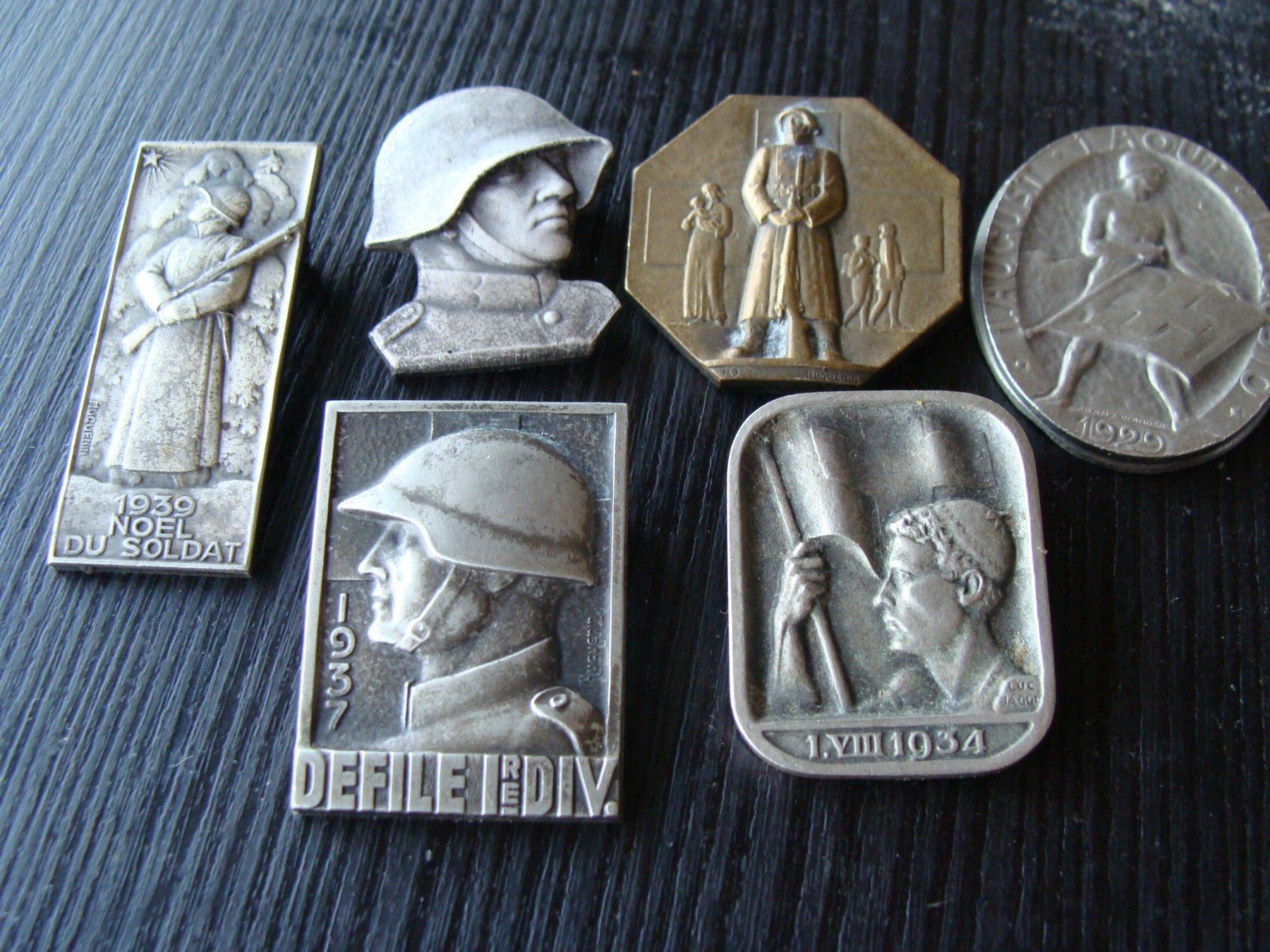 Schweizer Armee Placchette & Badge: 6 insignes patriotiques – Usato da Cuarny venduto da hen_g7hn