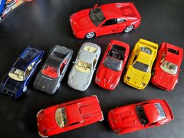 Sammlung von 9 Ferrari Modellautos, Top Zustand!