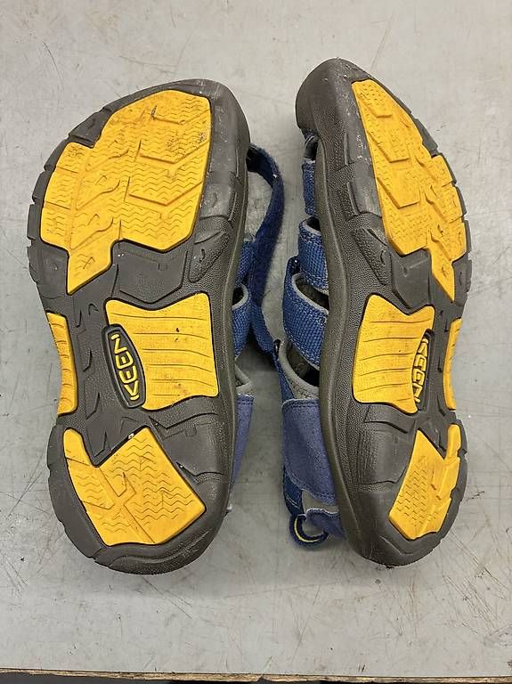 Scarpe per ragazzi: Keen Sandalen, Gr. 36 – Usato da Bern venduto da kusker 1