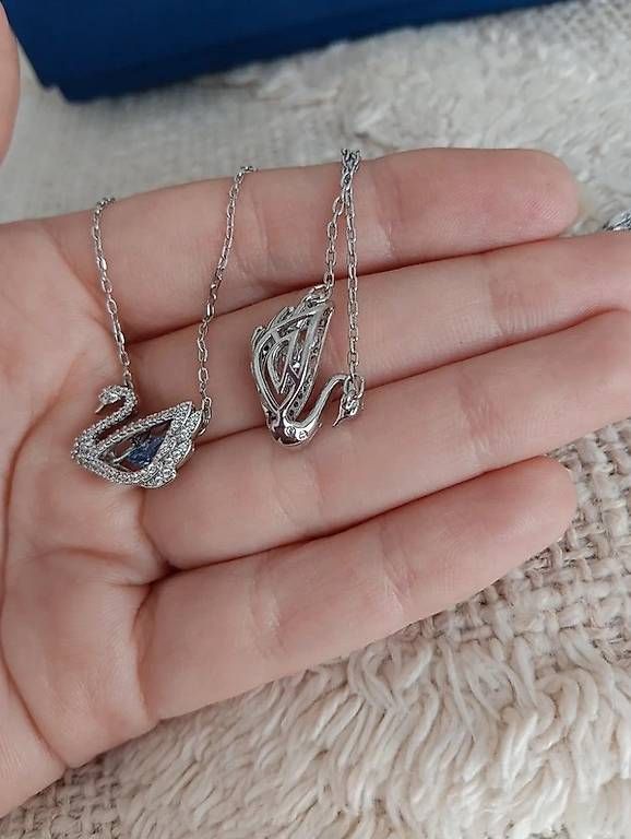 Catenine:  Collana Cigno Swarovski con Cristallo Blu – Usato da Figino venduto da cla_b75f 1