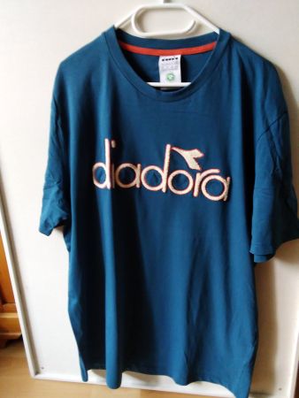 neues Shirt Diadora ital. XXL für 12.--Fr