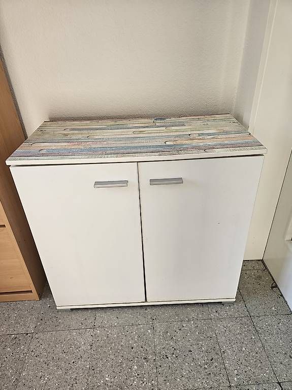Schränke: Badezimmerschrank gratis – Gebraucht aus Chur von zie_t9q2