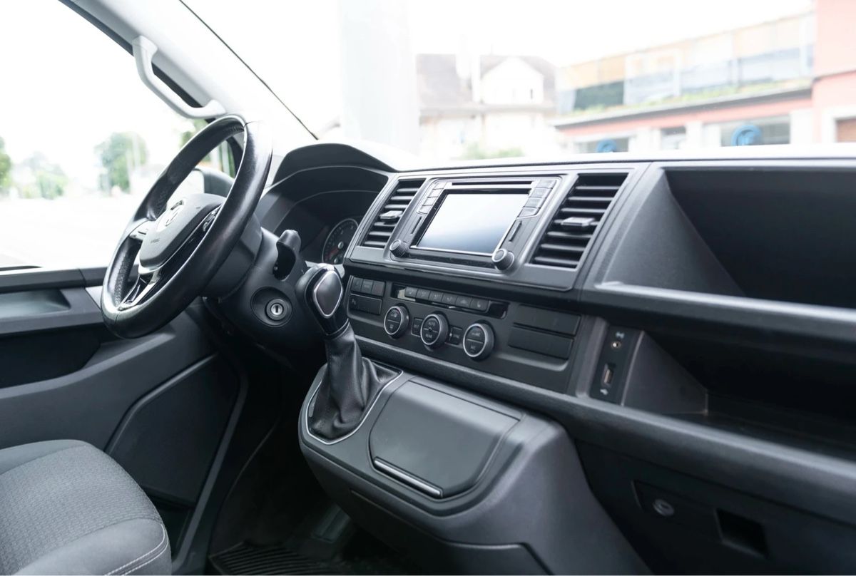 VW Automobili: VW T6 Multivan 2.0 TDI Comfortline Generation Six DSG – Usato da Bern venduto da g.brito 2