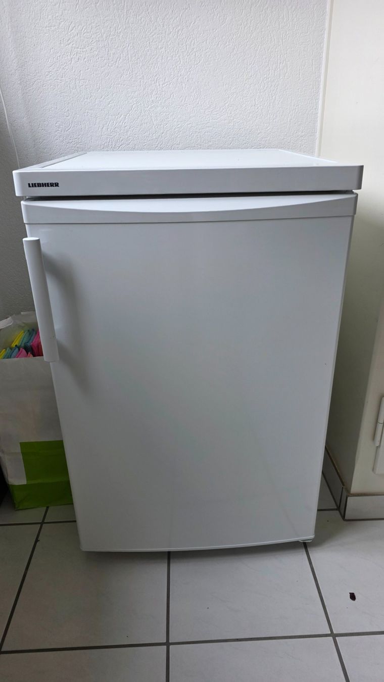 Frigoriferi: Kühlschrank – Usato da Biel/Bienne venduto da str_wy69