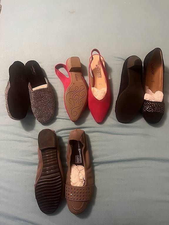 Chaussures femmes: Marken Schuhe neu – D'occasion à Bülach par Lunaromina 1